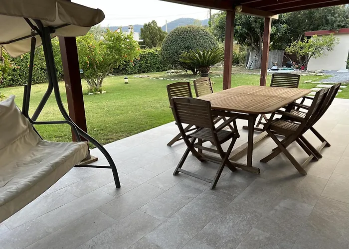 Casa Chia A 5 Minuti Dal Mare - Su Giudeu Tuerredda